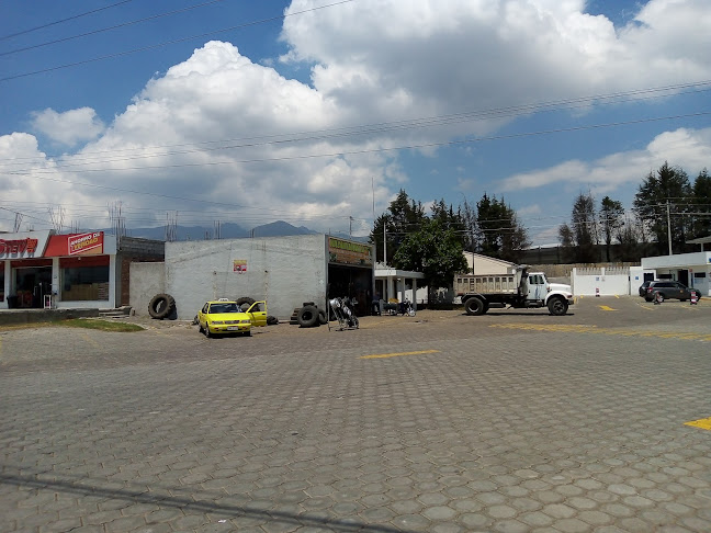 Estación de Servicio Pantera 2 - Gasolinera
