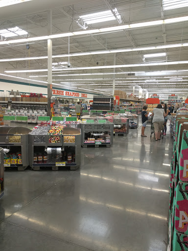 Supermarket «WinCo Foods», reviews and photos, 2060 E 20th St, Chico, CA 95928, USA