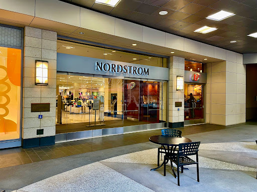 Department Store «Nordstrom Santa Monica», reviews and photos, 220 Broadway, Santa Monica, CA 90401, USA