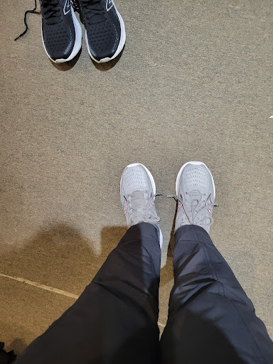 Running Store «Sneaker Factory Running Centers- Millburn», reviews and photos, 308 Millburn Ave, Millburn, NJ 07041, USA