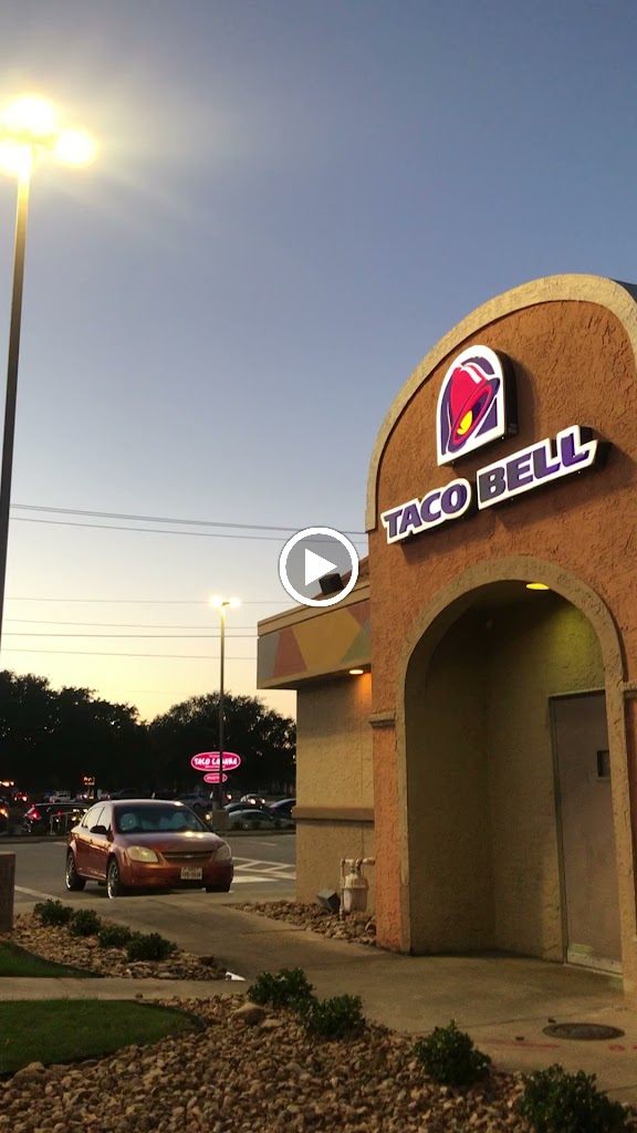 Taco Bell 76137
