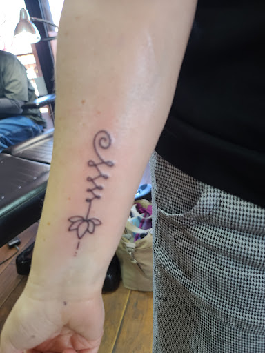 Explore witches knot tattoo ideas, creative tattoo ideas in Sedona, available at Physical Graffiti Tattoo
