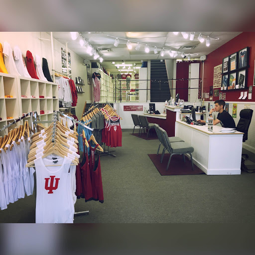 Custom T-shirt Store «Underground Printing», reviews and photos, 512 E Kirkwood Ave, Bloomington, IN 47408, USA