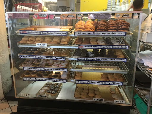 The Lighthouse Donuts, 215 Gulf Blvd, Indian Rocks Beach, FL 33785, USA, 