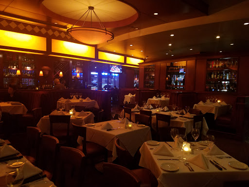 Fleming’s Prime Steakhouse & Wine Bar