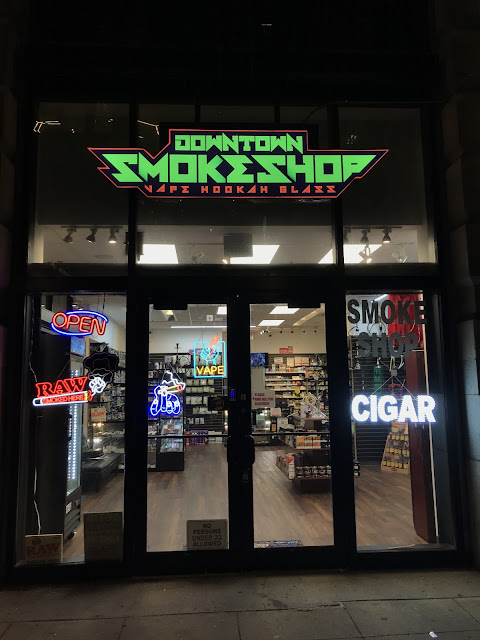 DOWNTOWN SMOKE SHOP