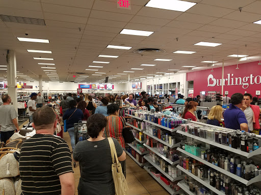 Shopping Mall «Diplomat Mall Shopping Center», reviews and photos, 1725 E Hallandale Beach Blvd, Hallandale Beach, FL 33009, USA