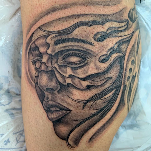 Tattoo Shop «Famous Tattoos», reviews and photos, 643 State Rd, Dartmouth, MA 02747, USA