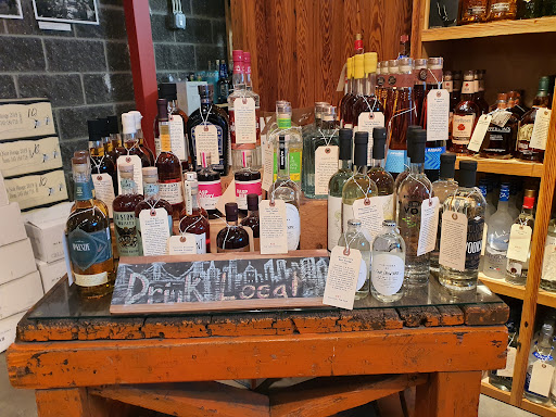 Wine Store «Waterfront Wines & Spirits», reviews and photos, 360 Furman St, Brooklyn, NY 11201, USA