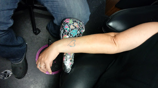 Tattoo Shop «Devine Line Tattoos», reviews and photos, 285 W Shirley Ave, Warrenton, VA 20186, USA