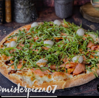 mister pizza à Salaise-sur-Sanne
