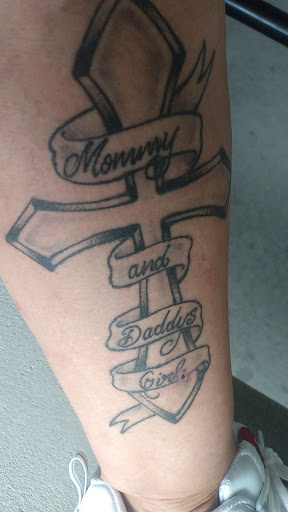 Tattoo Shop «Little Blue Tattoo», reviews and photos, 3870 W 3rd St, Bloomington, IN 47404, USA