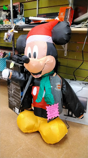 Pawn Shop «Money & More», reviews and photos, 1025 S Riverside Dr, Iowa City, IA 52246, USA