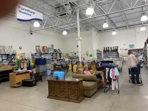 Thrift Store «Goodwill Ocala Superstore Adjacent to Paddock Mall», reviews and photos, 2830 SW 27th Ave, Ocala, FL 34471, USA