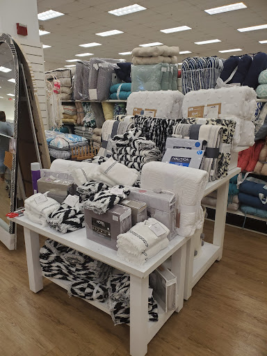 Department Store «Marshalls and HomeGoods», reviews and photos, 11251 NW 12th St, Miami, FL 33172, USA