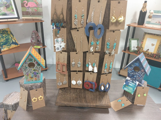 Flea Market «Peddlers Market», reviews and photos, 501 Euclid Ave, Colonial Beach, VA 22443, USA