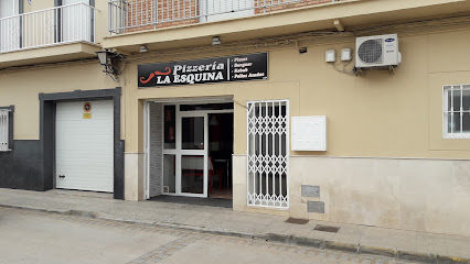 Pizzería La Esquina - C. Jacinto Benavente, 2, 29530 Alameda, Málaga, Spain