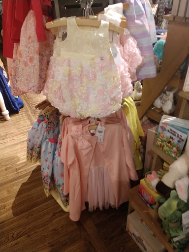 American Restaurant «Cracker Barrel Old Country Store», reviews and photos, 6941 Charlotte Pike, Nashville, TN 37209, USA