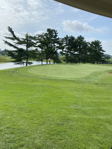 Banquet Hall «Woodbine Bend Golf Course and Restaurant», reviews and photos, 3500 E Center Rd, Stockton, IL 61085, USA