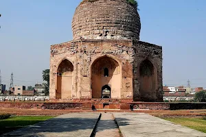 Tomb of Asif Khan image