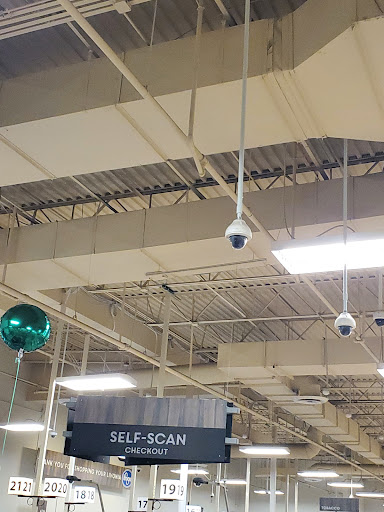 Grocery Store «Kroger», reviews and photos, 30935 Five Mile Road, Livonia, MI 48154, USA