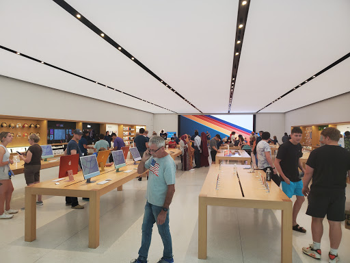 Computer Store «Apple Mall of America», reviews and photos, 132 South Avenue, Bloomington, MN 55425, USA