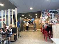 Atmosphère du Restaurant KFC Villeneuve Loubet - n°8