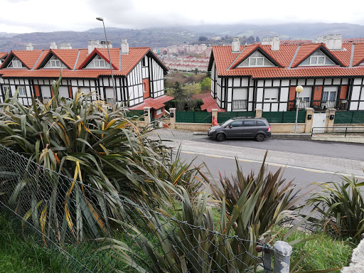 Frontón Sanfuentes Pilotalekua en Sanfuentes, Vizcaya