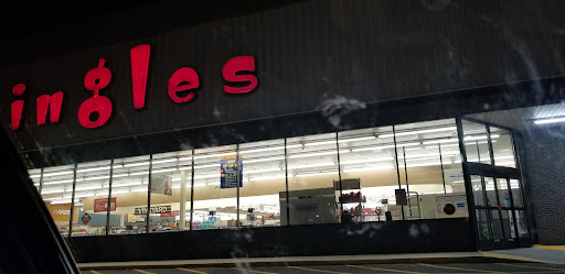 Grocery Store «Ingles Markets», reviews and photos, 190 Clinch Ave, Clinton, TN 37716, USA