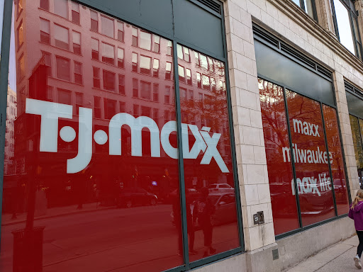 T.J. Maxx, 161 W Wisconsin Ave #1170, Milwaukee, WI 53203, USA, 
