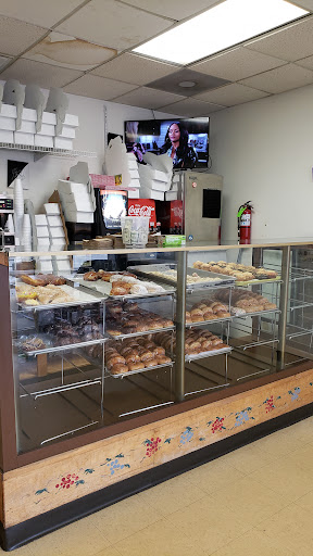 Donut Shop «St George Donut Shop», reviews and photos, 3012 S National Ave, Springfield, MO 65804, USA