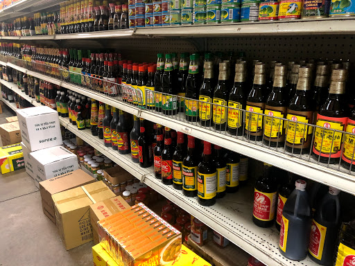 Asian Grocery Store «Tấn Phát Oriental Market», reviews and photos, 1702 W Camelback Rd #5, Phoenix, AZ 85015, USA