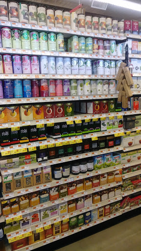 Grocery Store «Whole Foods Market», reviews and photos, 427 Walnut St, Lynnfield, MA 01940, USA