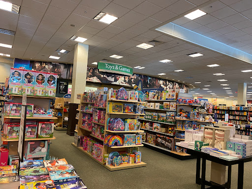 Book Store «Barnes & Noble», reviews and photos, 11380 Legacy Ave, Palm Beach Gardens, FL 33410, USA