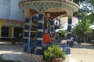 Manikadih Chowk Shiv Murti image