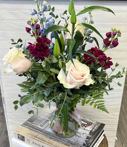 Florist «Silver Tulip Florist Inc», reviews and photos, 681 Newman Springs Rd, Lincroft, NJ 07738, USA