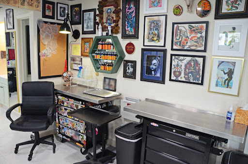 Explore death before dishonor tattoo ideas, creative tattoo ideas in Muncie, available at Fox & Sparrow Tattoo