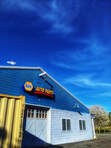 Auto Parts Store «NAPA Auto Parts - Genuine Parts Company», reviews and photos, 152 US-1, Freeport, ME 04032, USA
