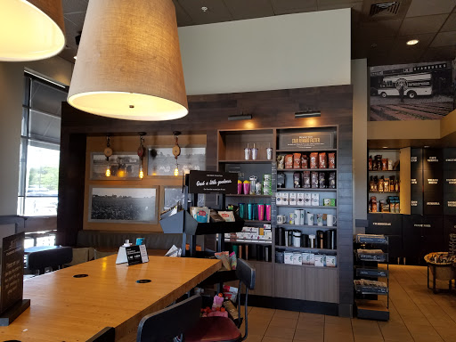Coffee Shop «Starbucks», reviews and photos, 515 Village Center Dr, Burr Ridge, IL 60527, USA