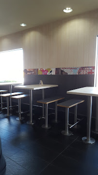Atmosphère du Restaurant KFC Pontault-Combault - n°10
