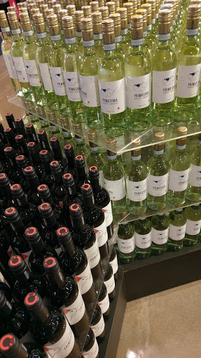 Grocery Store «Whole Foods Market», reviews and photos, 300 Legacy Pl, Dedham, MA 02026, USA