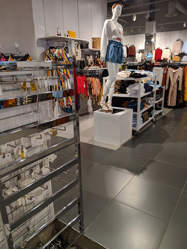 Clothing Store «Forever 21», reviews and photos, 2200 Eastridge Loop #2023, San Jose, CA 95122, USA