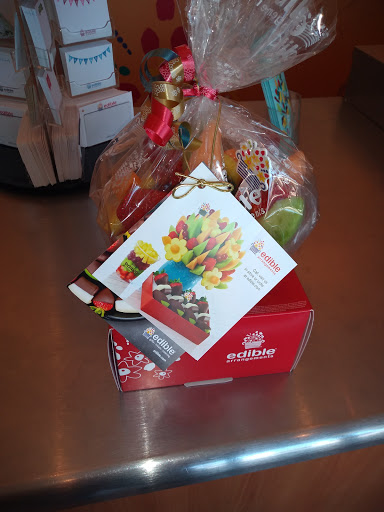 Gift Shop «Edible Arrangements», reviews and photos, 10719 North Fwy, Houston, TX 77037, USA