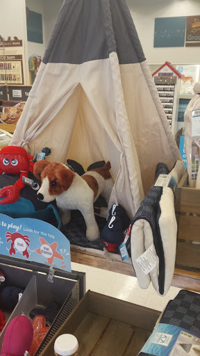 Pet Supply Store «Petco Animal Supplies», reviews and photos, 753 53rd Ave NE, Fridley, MN 55421, USA