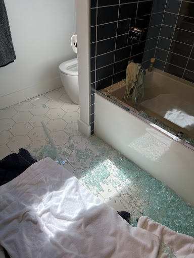 Shower Door Supplier «GlassCrafters Inc», reviews and photos, 193 Veterans Blvd, Carlstadt, NJ 07072, USA