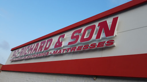 Appliance Store «P.C. Richard & Son», reviews and photos, 701 Sunrise Hwy, Bellmore, NY 11710, USA