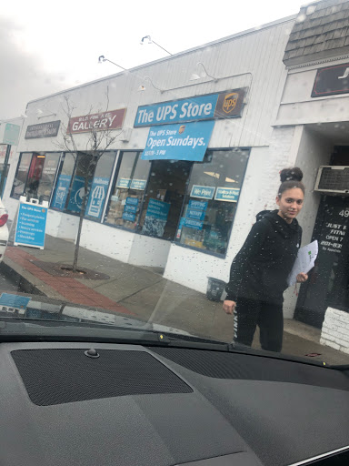 Shipping and Mailing Service «The UPS Store», reviews and photos, 492 Cedar Ln, Teaneck, NJ 07666, USA