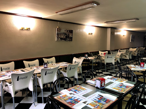 Cafetería Pirámides en Villa del Prado