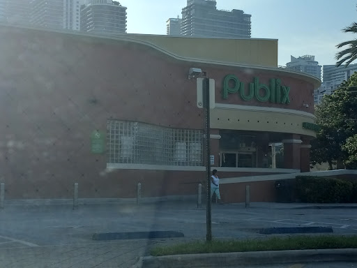 Supermarket «Publix Super Market at Miami River», reviews and photos, 311 SW 7th St, Miami, FL 33130, USA