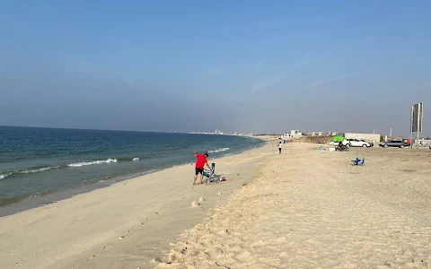 Al Zorah Public Beach image